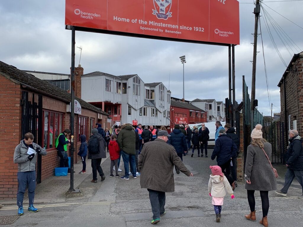 York City FC : entrée de Bootham Crescent